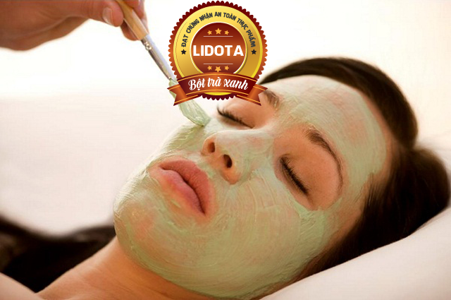 Cách làm mặt nạ sáng da với trà xanh khi chu kì ngày đèn đỏ đến