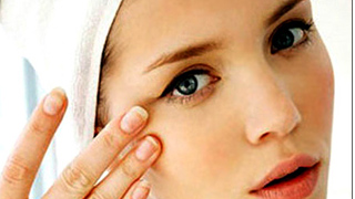 Loại bỏ quầng thâm mắt thật dễ dàng