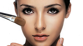 Cách trang điểm tạo đôi mắt sâu và đáng yêu