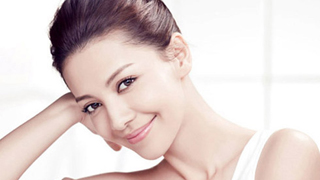 Trang điểm cho làn da trắng hồng