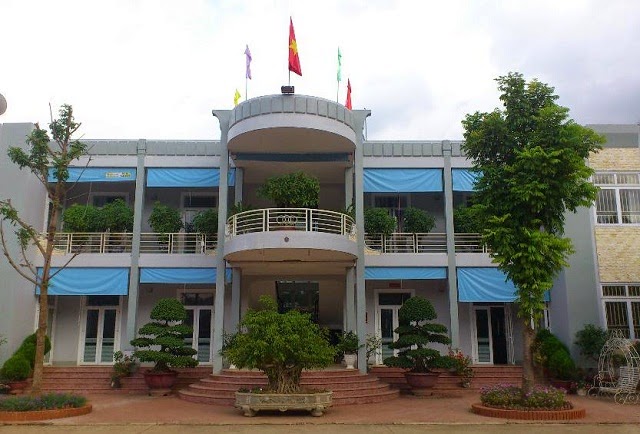 Bạt che mưa ban công