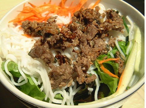 Công thức cách làm món bún thịt bò xào