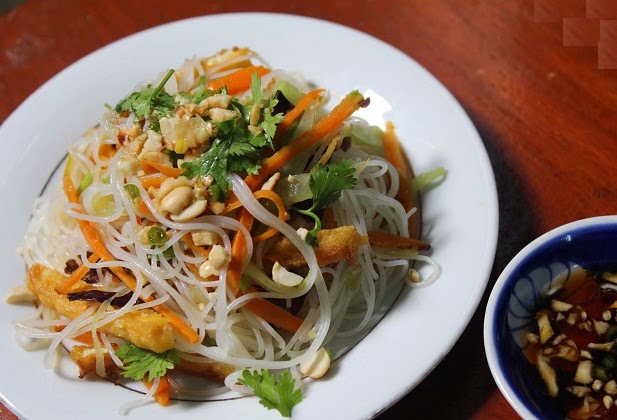 Công thức hướng dẫn cách làm bún xào chay