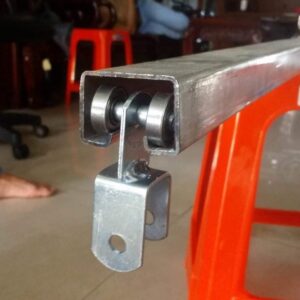 Máng trượt đỡ bi treo mái bạt kéo di động lượn sóng